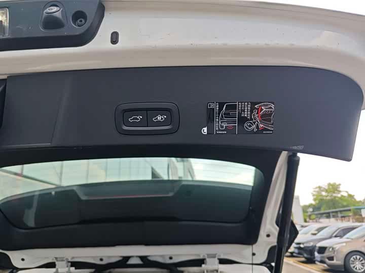 Volvo 2008 - фото 15