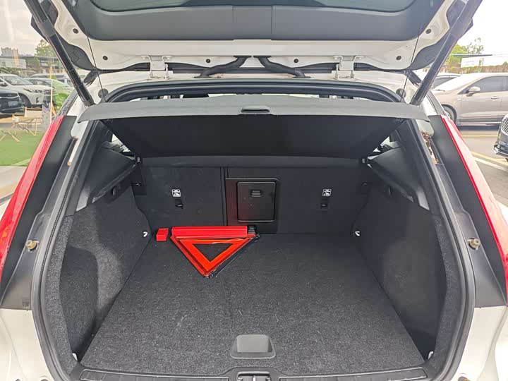 Volvo 2008 - фото 13