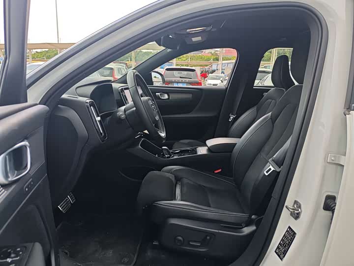 Volvo 2008 - фото 5