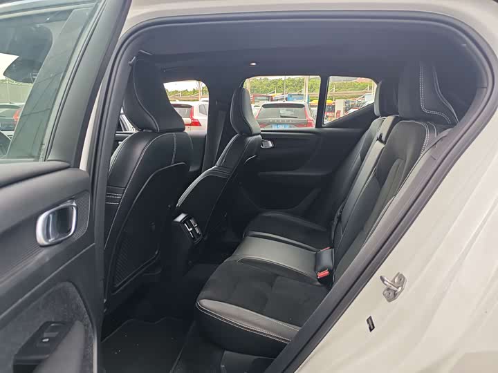 Volvo 2008 - фото 8